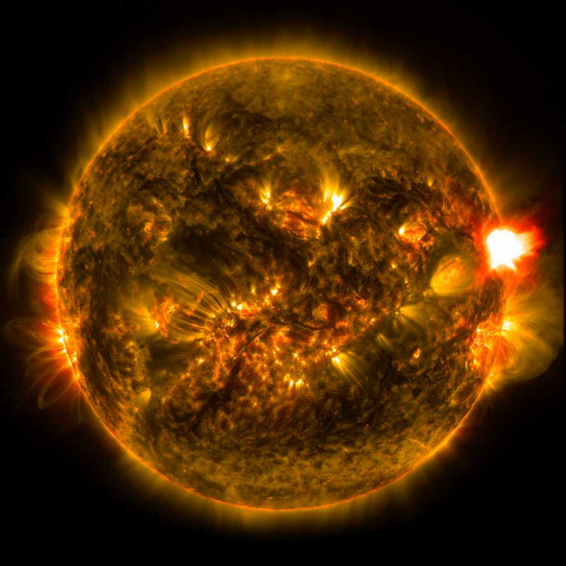 NASA於2021年觀測到的太陽耀斑。（圖／達志／美聯社）